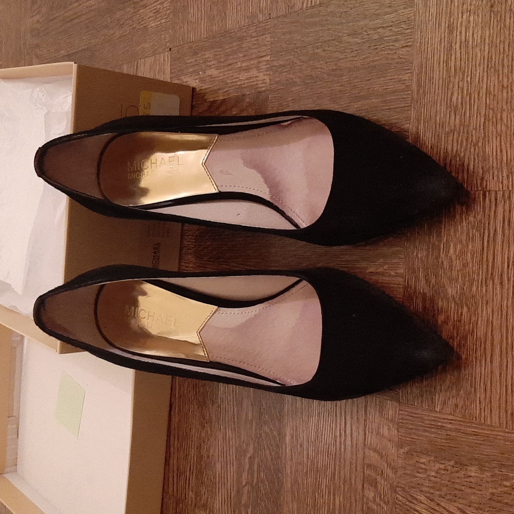 Michael Kors Black Flex Pump